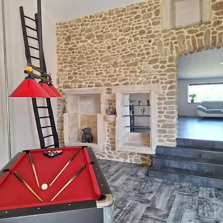 Chez Vero D'hotes & Maison En Pierre Contemporaine Сюз-ла-Русс