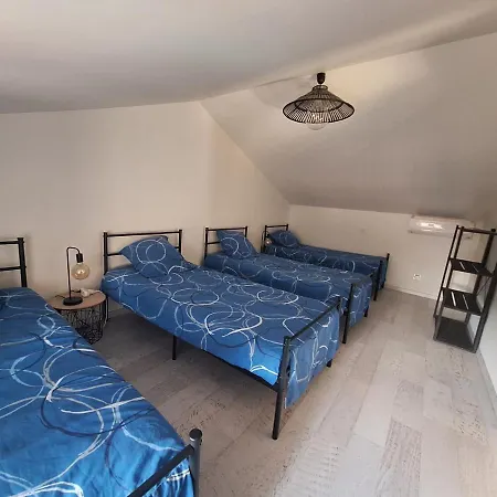 Chez Vero D'hotes & Maison En Pierre Contemporaine Гостевой дом Сюз-ла-Русс