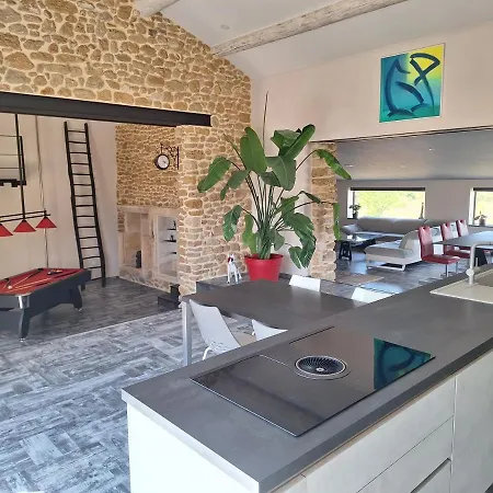 Chez Vero D'hotes & Maison En Pierre Contemporaine * Сюз-ла-Русс