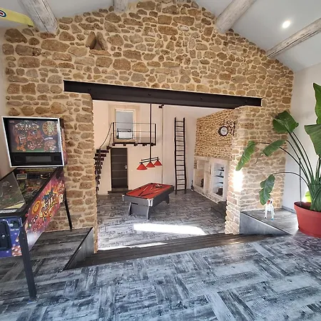 Chez Vero D'hotes & Maison En Pierre Contemporaine Gasthuis *