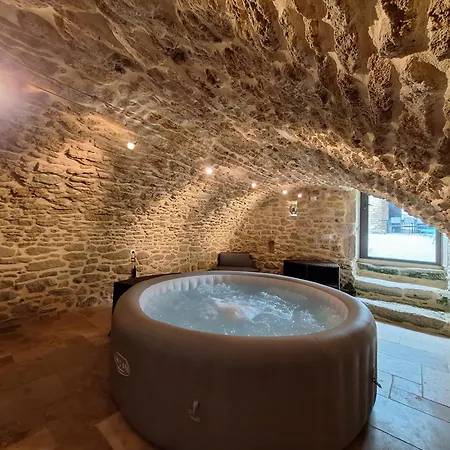 Chez Vero D'hotes & Maison En Pierre Contemporaine *