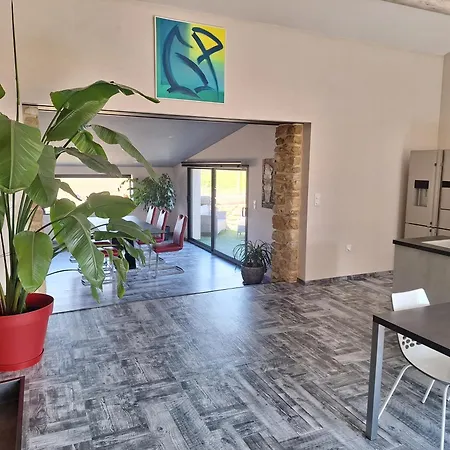 Chez Vero D'hotes & Maison En Pierre Contemporaine Gasthuis