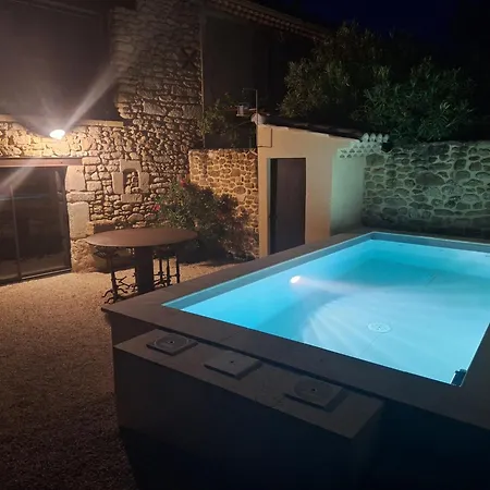 Gasthuis Chez Vero D'hotes & Maison En Pierre Contemporaine *