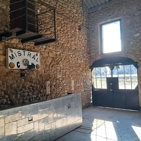 Pensionat Chez Vero D'hotes & Maison En Pierre Contemporaine