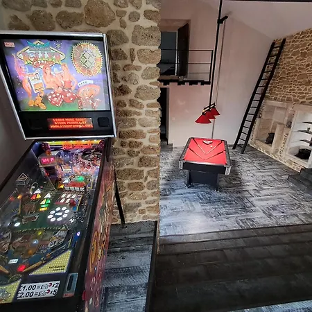 Гостевой дом Chez Vero D'hotes & Maison En Pierre Contemporaine